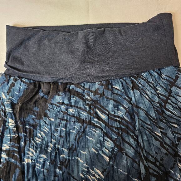 NWT Willow and Clay Pleated Maxi Skirt Women's Small - Picture 3 of 11